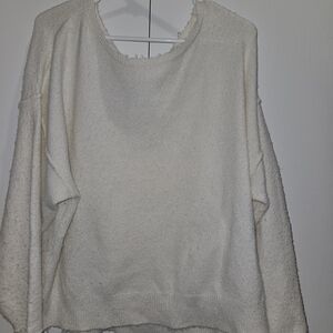 American Eagle Outfitters Ivory Crewneck Sweater